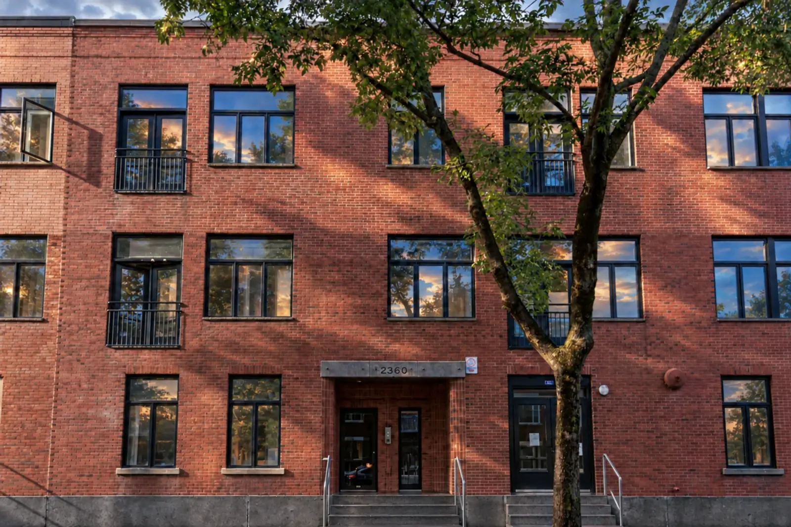 2360 av de la Salle